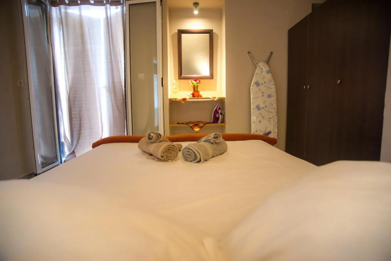 Filippion hotel Mantzavináta