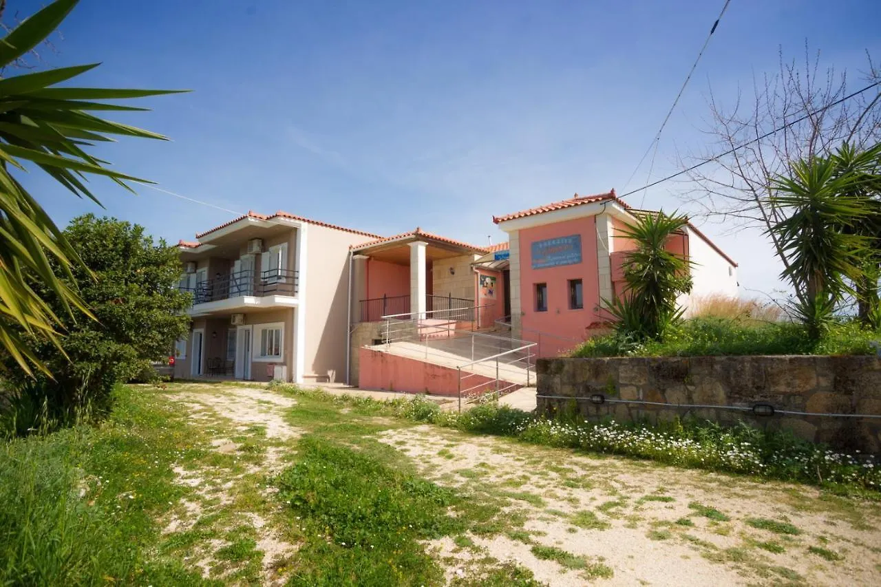 Filippion Hotel Mantzavinata 2*,  Greece
